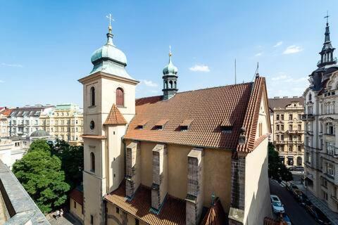 Elegant Old Town With Balcony