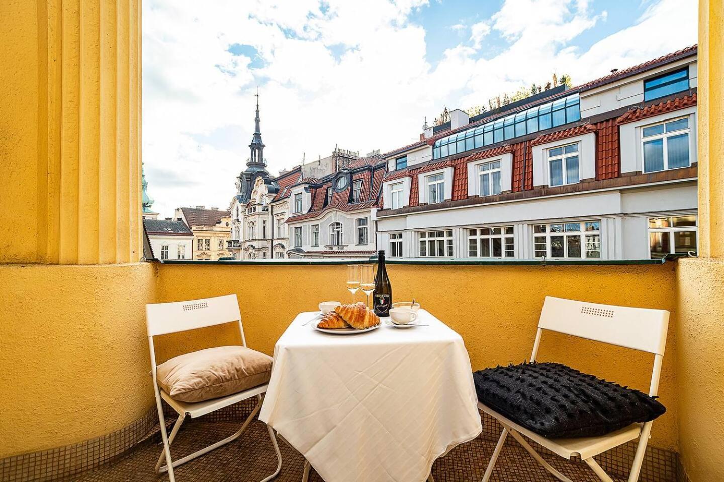 Lejlighed Elegant Old Town With Balcony *